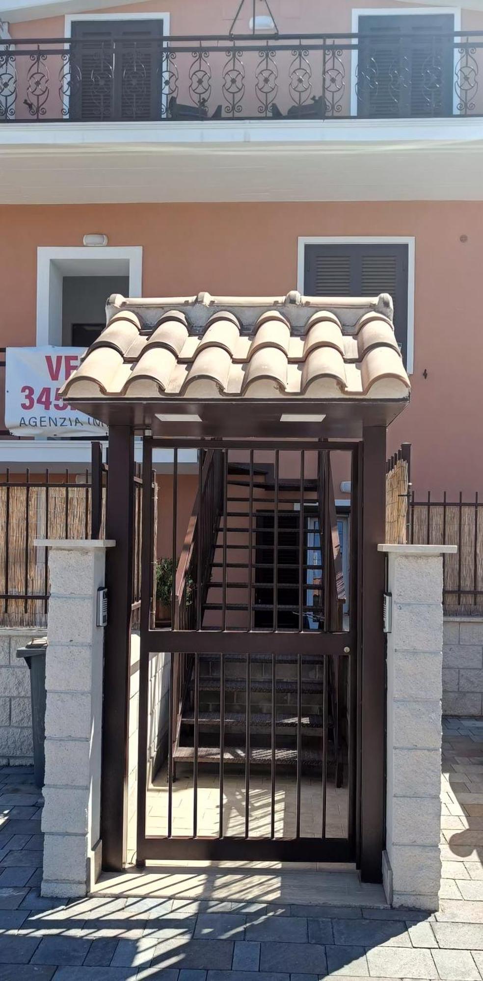 La Mansarda Di Andrew Villa Ciampino Exterior photo